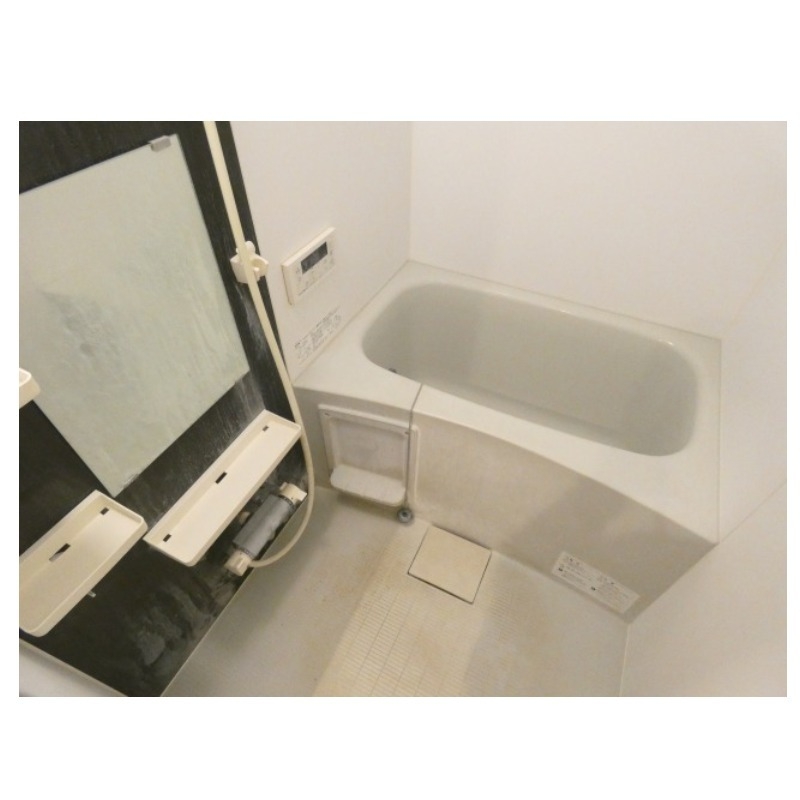 バス・シャワールーム　追い焚き機能付き