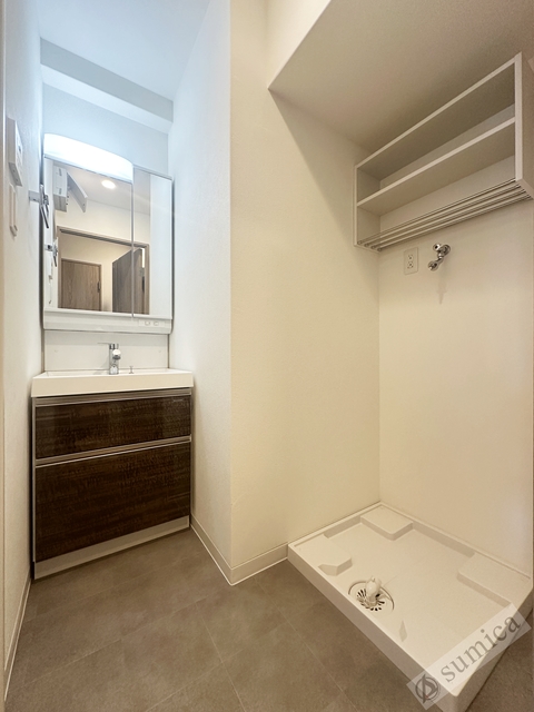 洗面設備　シャンプードレッサー付き・朝シャンもこちらで♪♪