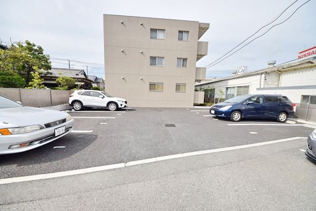 駐車場　★★★★敷地内駐車場★★★★