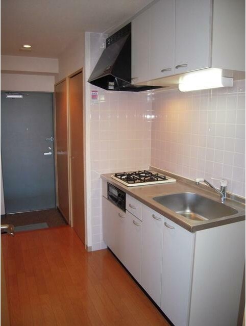 玄関　収納豊富なシューズボックスです♪