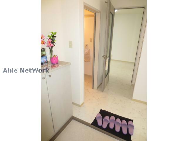 玄関　同タイプのお部屋