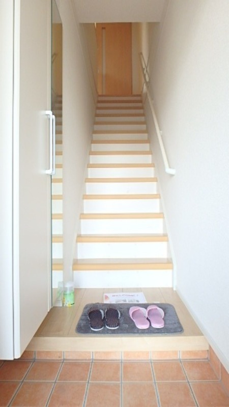 玄関　図面と現状に相違がある場合には現状を優先