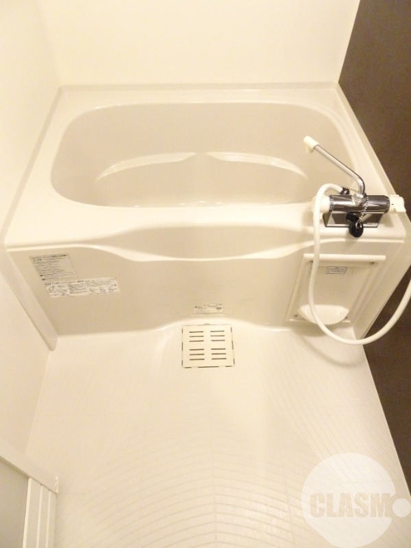 バス・シャワールーム　浴室乾燥機付きバス♪