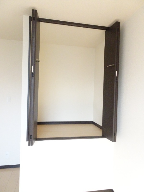 収納　洋室収納