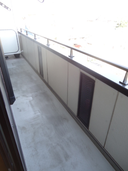 バルコニー　バルコニー