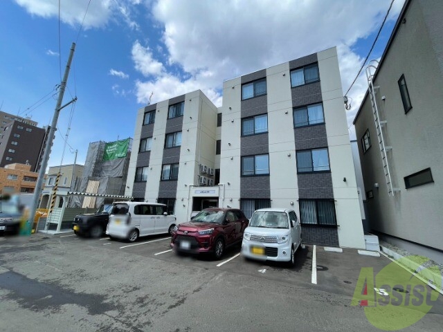 建物外観　札幌市中央区南壱五条西「ｓｈａｎｔｉ山鼻」