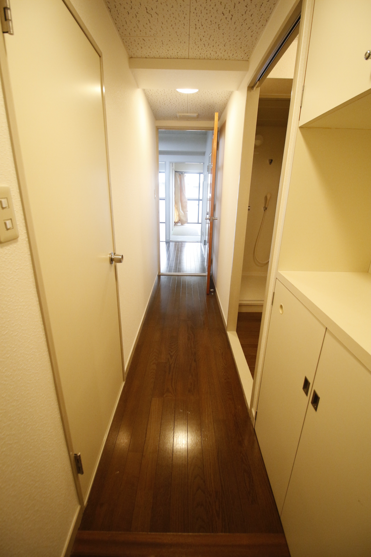 玄関　別の部屋の写真です