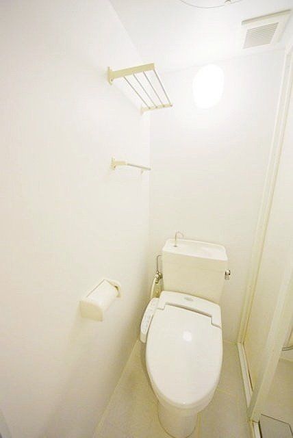 トイレ　お部屋探しは株式会社　タウンハウジング　までお気軽にお問合…