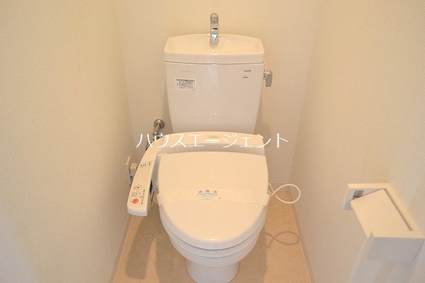 トイレ　清潔感のあるトイレ。