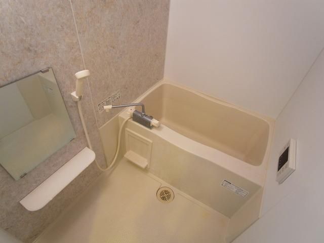 バス・シャワールーム　♪サッパリ爽快バスタイム！♪