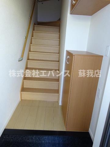 玄関　収納もある玄関です