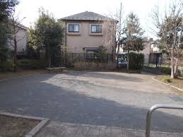 公園　梨の木緑地（公園）まで190m