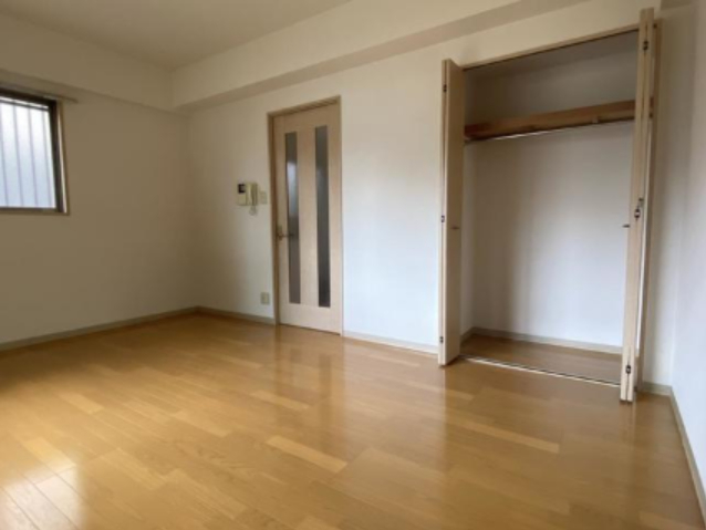 収納　別室参照