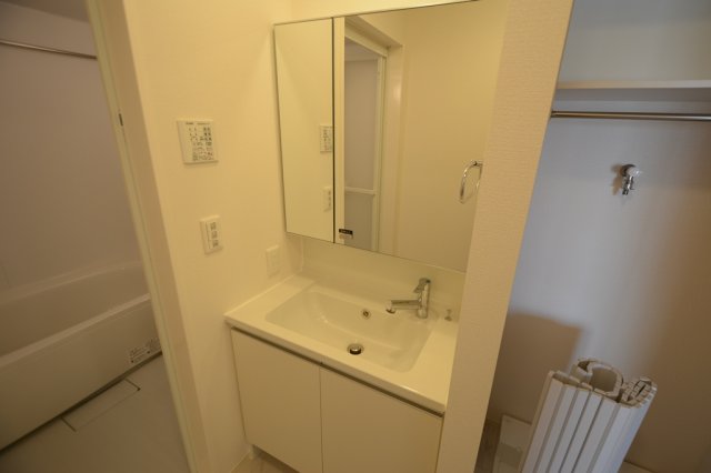 洗面設備　独立洗面台です！