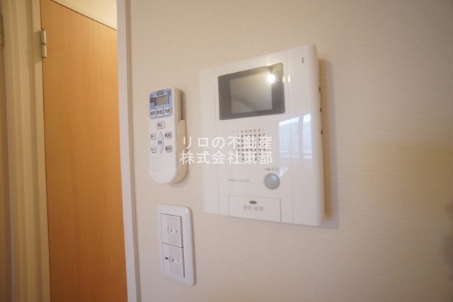セキュリティ　訪問者が一目で分かるＴＶモニタ付インターホンです！