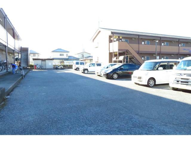駐車場　駐車場
