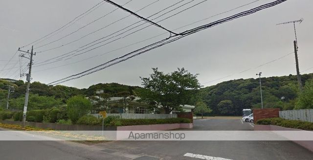 小学校　鹿嶋市立豊郷小学校（小学校）まで7618m