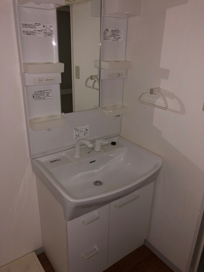 洗面設備　※別部屋の写真です