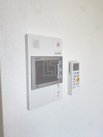 その他　セレニテ難波リアン　TVモニターインターホン