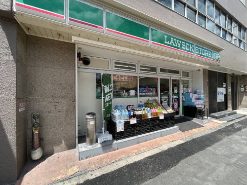 コンビニ　１００円ローソン（コンビニ）まで12m