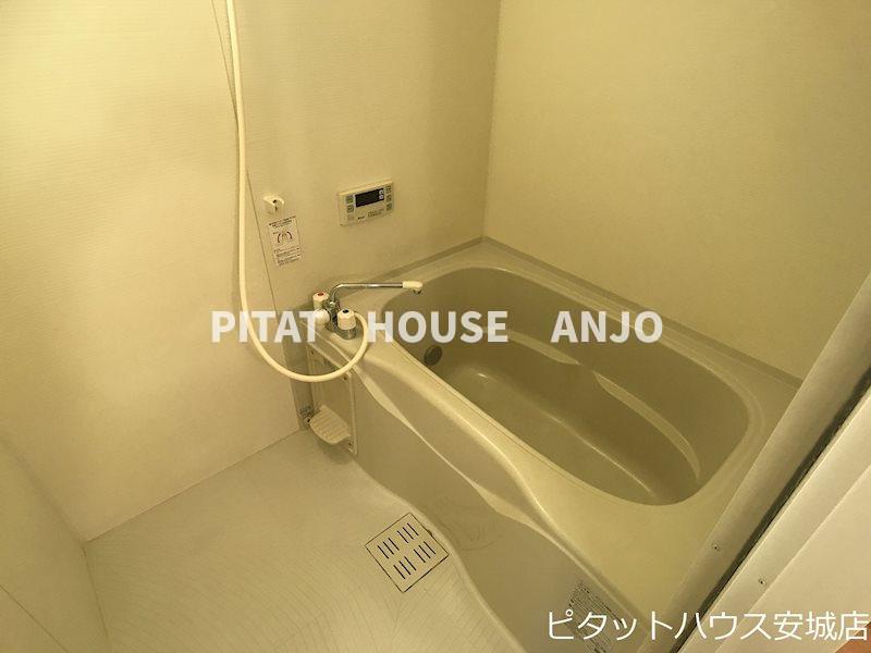 バス・シャワールーム　別部屋参考写真