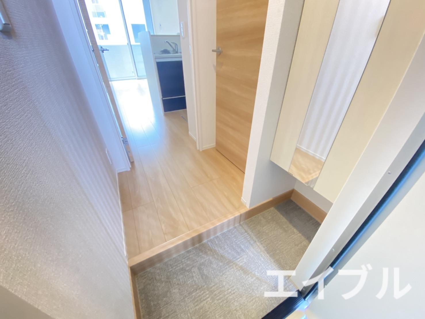 玄関　参考写真