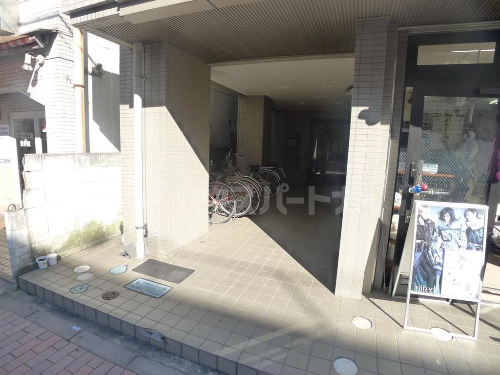 エントランス