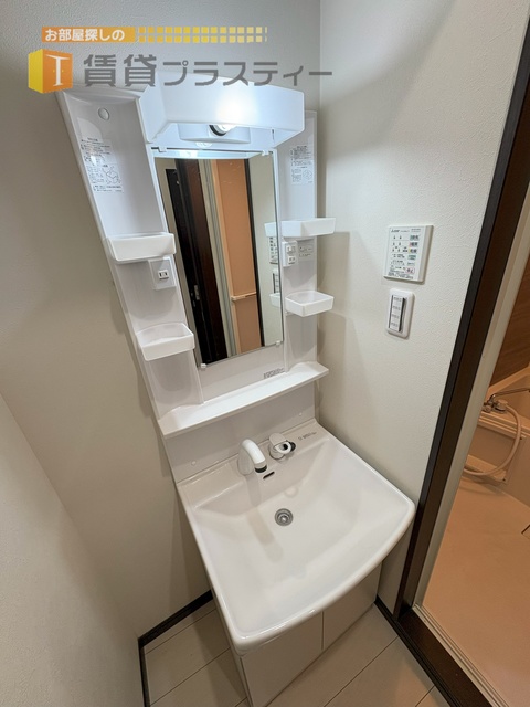洗面設備　シャンプードレッサー必須ですね