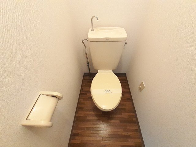 トイレ　トイレもきれいです