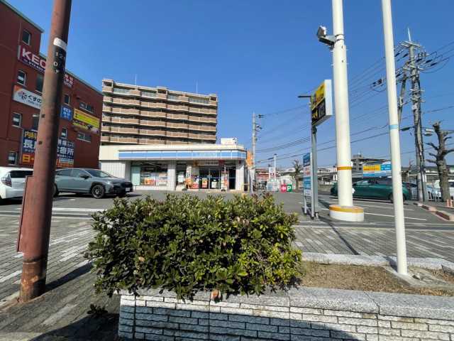 コンビニ　ローソン（コンビニ）まで492m