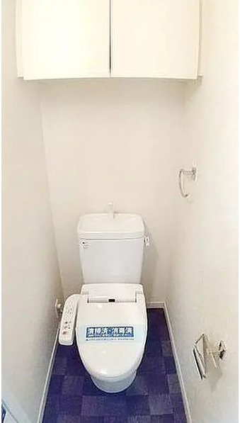トイレ　※同間取り別室参考写真です。