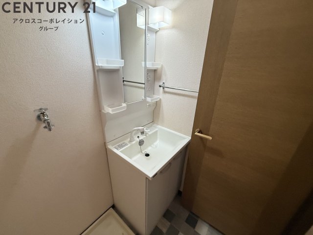 洗面設備　独立洗髪洗面化粧台付き☆