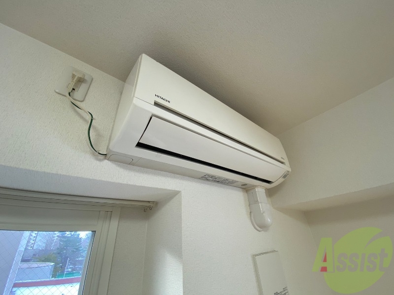 その他設備　こちらはエアコンが設置されております！夏場も快適です！