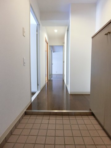 玄関　詳細は、RISUMO江坂本店→06-6155-7137まで♪