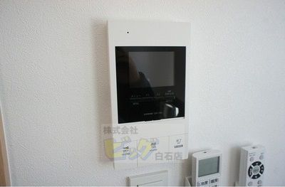 セキュリティ　防犯面で安心のＴＶモニターホン設備が付いています♪