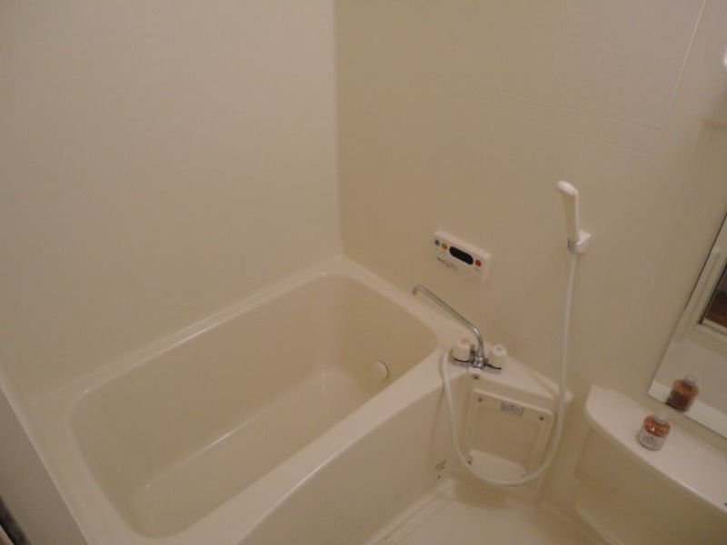 バス・シャワールーム　図面と現状に相違がある場合には現状を優先