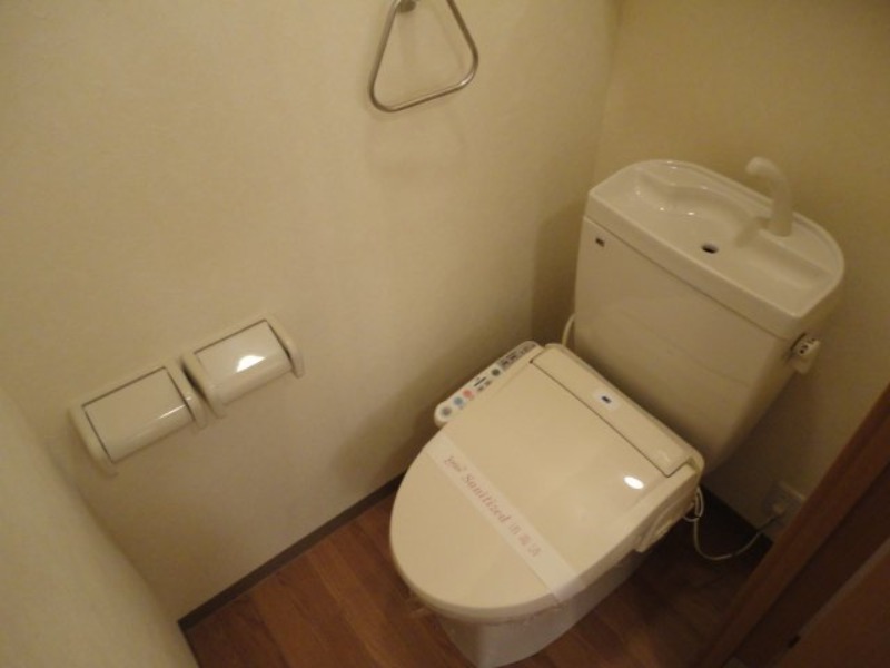 トイレ　図面と現状に相違がある場合には現状を優先