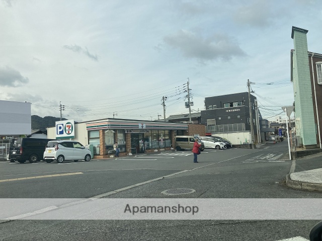 コンビニ　ファミリーマート小倉下石田一丁目店（コンビニ）まで1430m