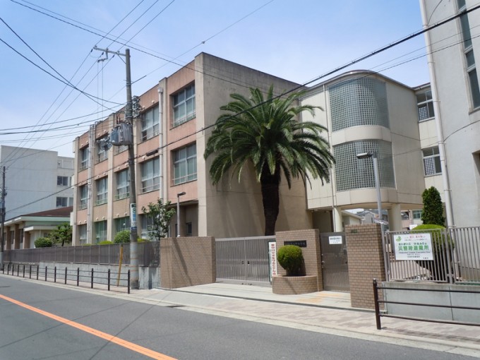 小学校　大阪市立東小路小学校（小学校）まで366m