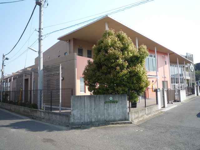 幼稚園・保育園　くすのき保育園（幼稚園・保育園）まで318m