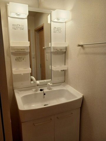 洗面設備　洗面所です