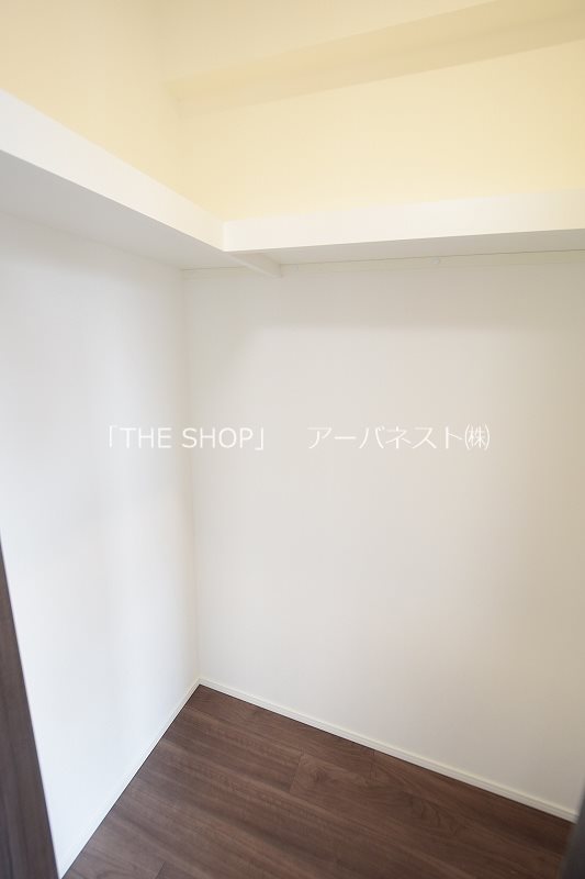 収納　ウォークインクローゼット