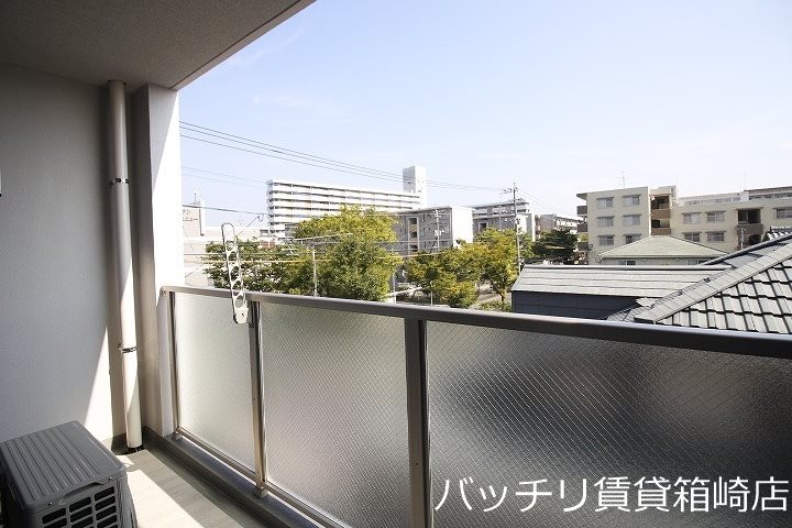 バルコニー　別部屋の為、現状優先