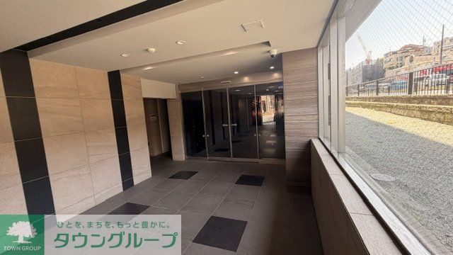 エントランス　エントランス