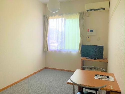 居室・リビング　「同タイプの部屋の写真です」「現況優先」