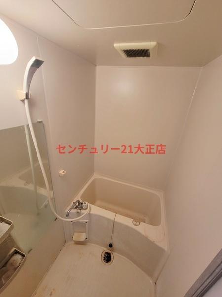 バス・シャワールーム　★大きな鏡付きのお風呂★
