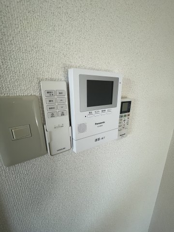 セキュリティ　※写真は同じマンションの違う部屋のものになります。