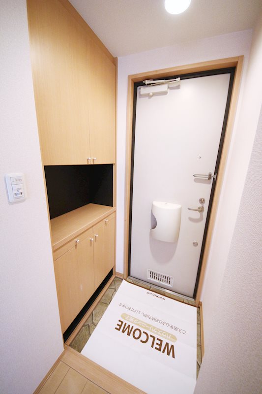 玄関　シューズボックスも大型のものを設置してあります！