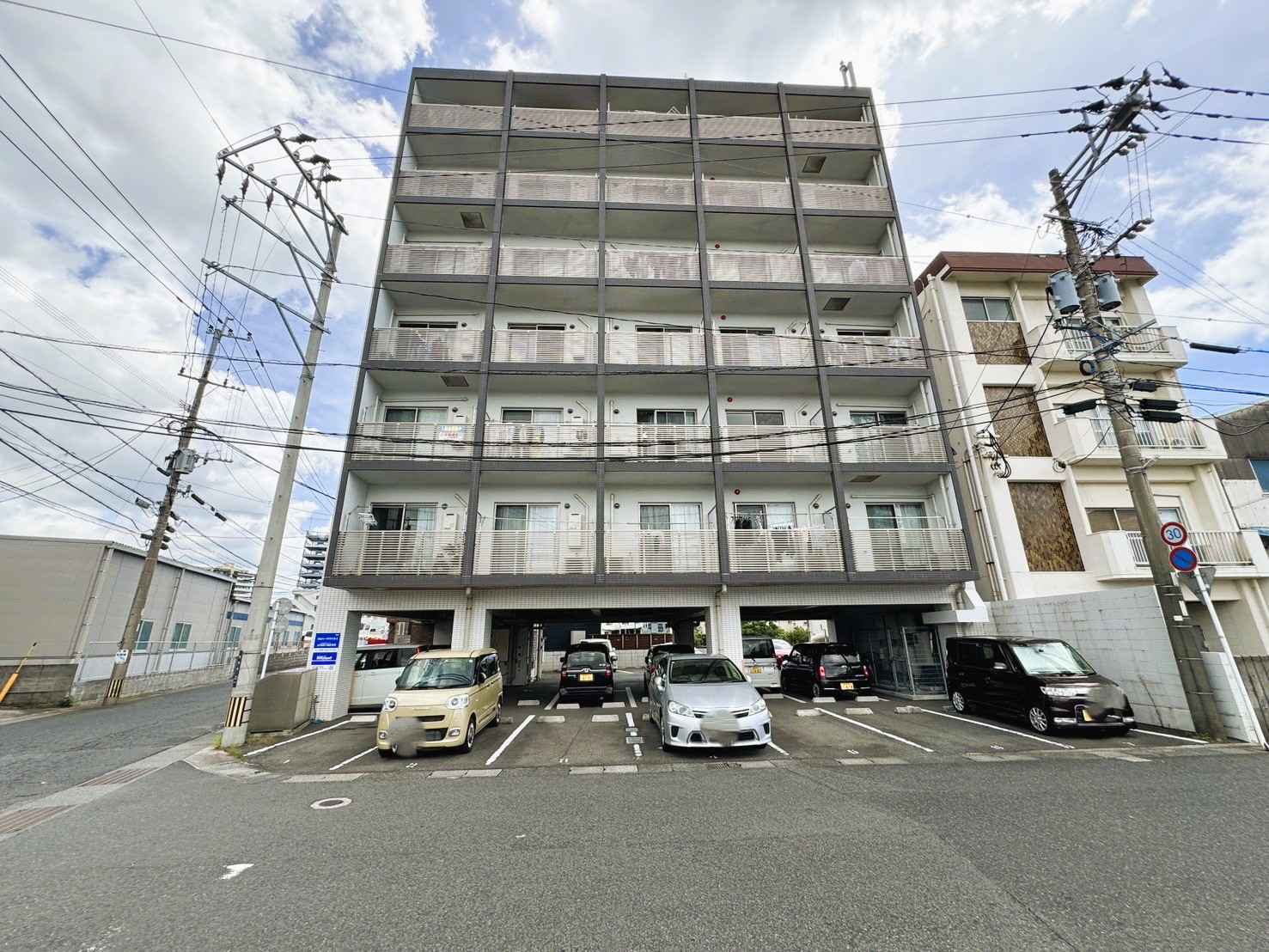 建物外観