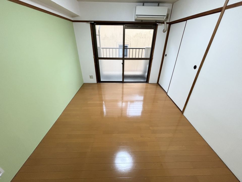 その他　家具を配置しやすい長方形６畳の間取り☆